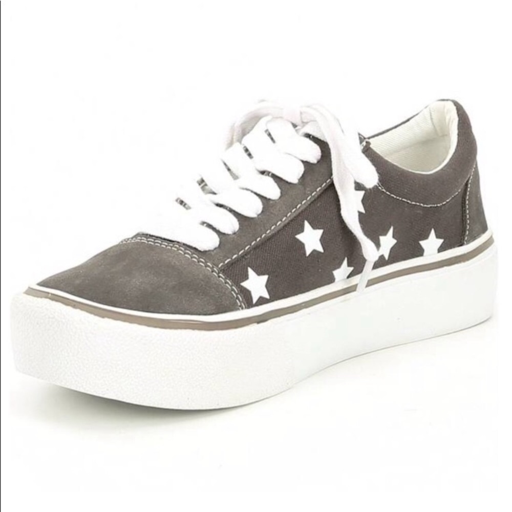 Steve Madden “Emmie” grey sneaker